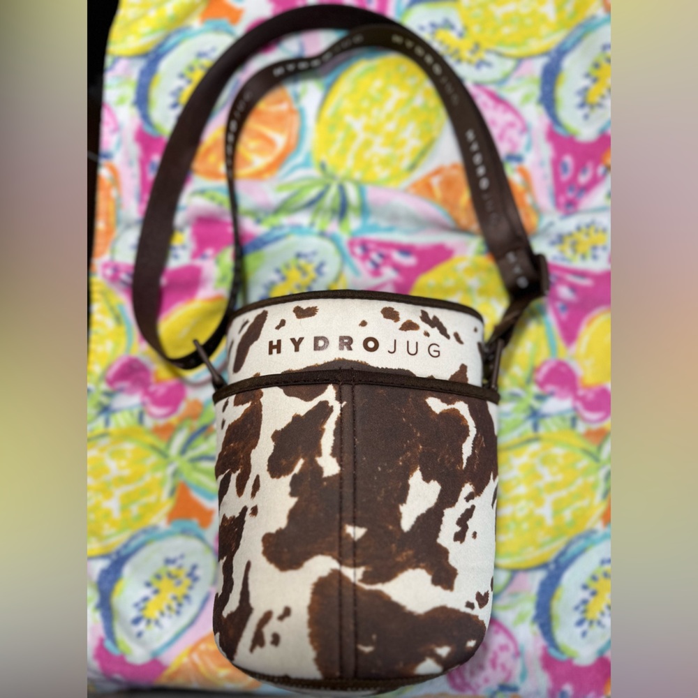 Hydrojug sleeve